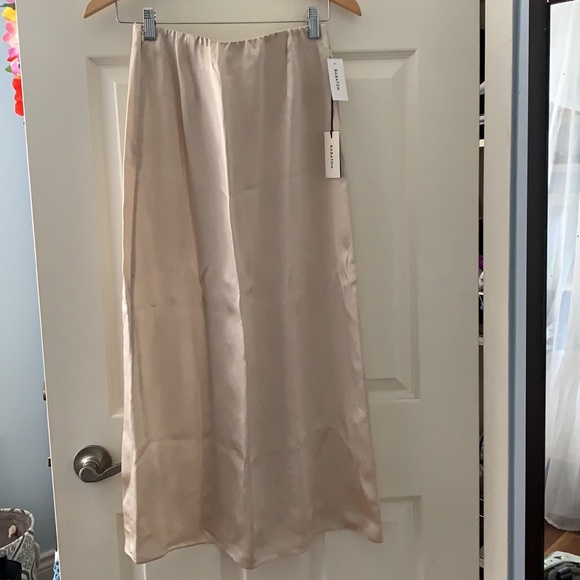 midi skirt - Picture 3 of 4